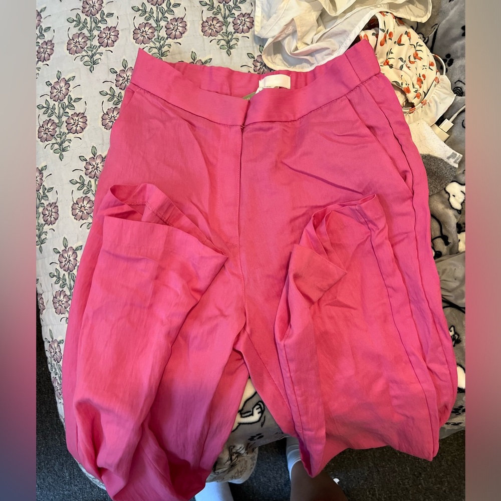 H&M pink dress pants